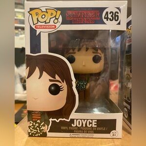 Funko Pop Stranger Things Joyce Byer Vinyl Figure #436